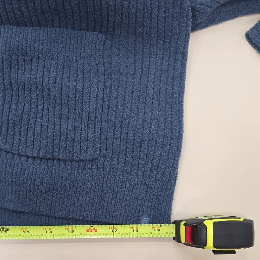 UGG Junipher Cardigan Lite in the color Desert Blue, M, NWT - Picture 10 of 16